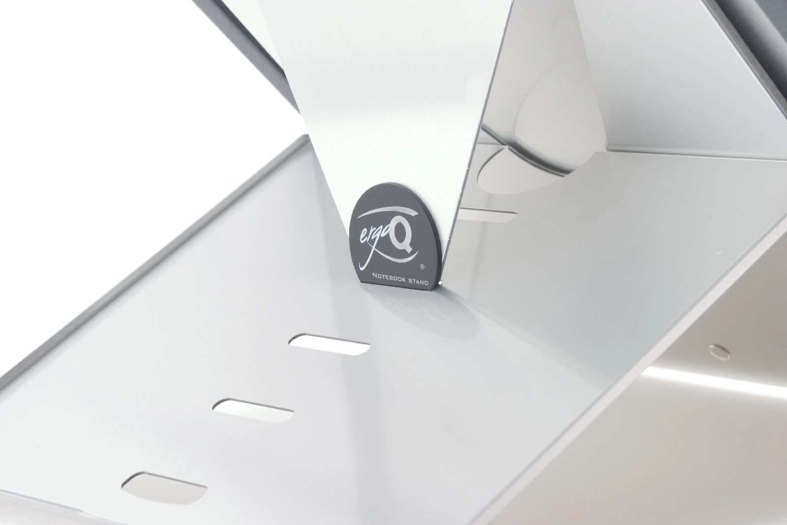 BakkerElkhuizen Ergo-Q2 Portable Laptop Station 6 BakkerElkhuizen Ergo-Q2 Portable Laptop Station - Image 4