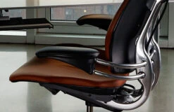 Freedom Headrest Leather -Ergonomicoffice Outlet Store HSFRL 5